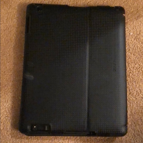 Zagg Tablet Case w/ Bluetooth Keyboard for IPad - Picture 2 of 3